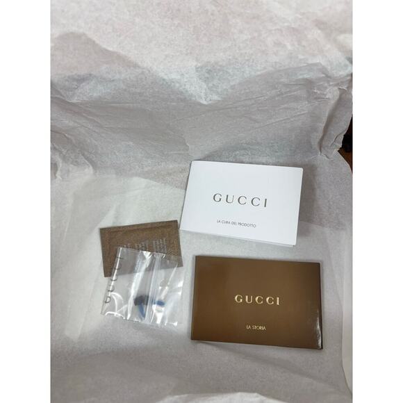 B45 Gucci Patent Leather Platform Pumps Womens EU 38  US 8 Feminine Iconic Chic - Picture 12 of 15